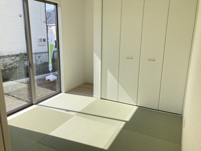クレイドルガーデン富岡市七日市第５　１号棟の和室|日本らしい落ち着いた雰囲気の和室です