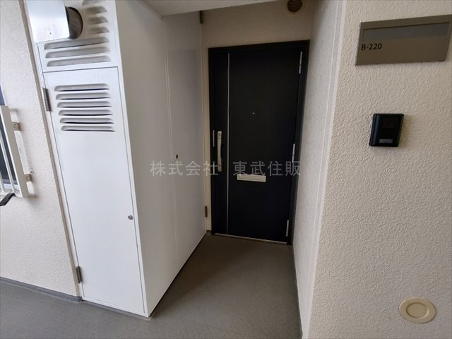 【構造・工法・仕様】 | 東武みよしみずほ台サンライトマンションB棟 | 落ち着いた玄関です