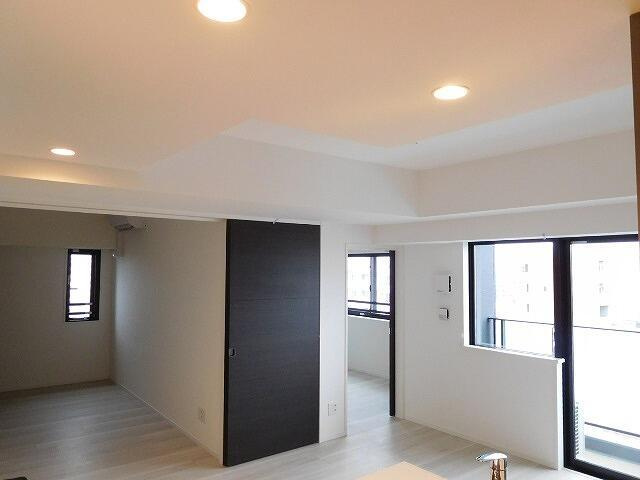 クレストコート志村坂上の洗面所|収納付きの洗面台で朝の支度も快適 