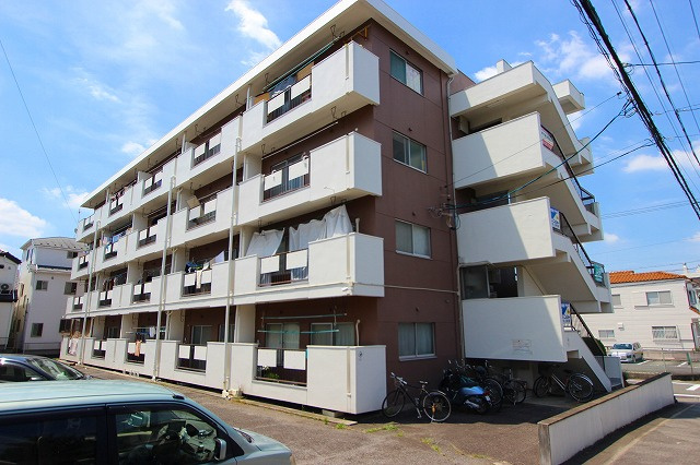 清風マンションの外観