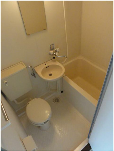 ラピュタ浜田山の浴室