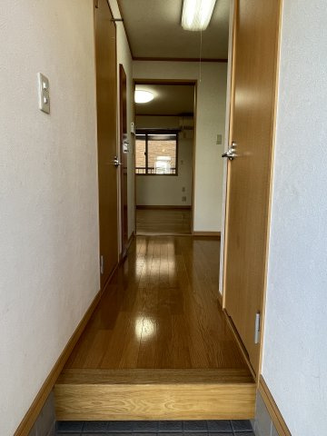【玄関】 | みどりヶ丘ハイツ