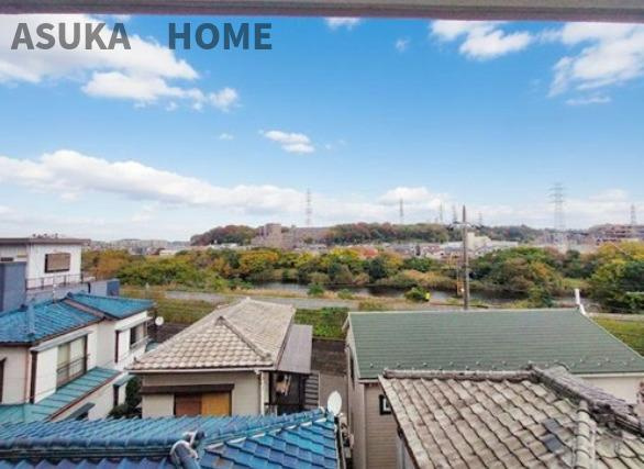 ライオンズマンション大倉山新羽町の展望|お部屋からの眺望になります。景色が抜けていて、眺望良好です。