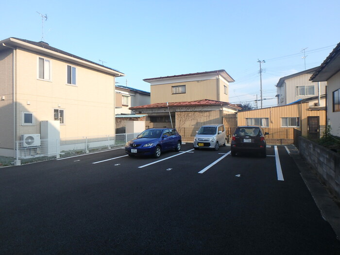 カモミール台町の駐車場