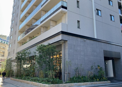 【外観】 | エクセレントシティ本厚木駅前 | マンションの外観は非常に重要なポイントです！外観の善し悪しは資産価値に大きな影響を与えます。外観のいいマンションを購入することで、高値で売却がしやすく、買い手が見つかりやすいというメリットがあります。