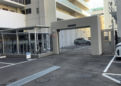 【駐輪場】 | エクセレントシティ本厚木駅前 | マンションの駐輪場は、事前に空きがあるか確認を取ると安心です。せっかく入居したのに駐輪スペースがない！なんてことになったら大変ですよね。そこで、内見時や購入前にはまず事前に確認しておくと良いでしょう。