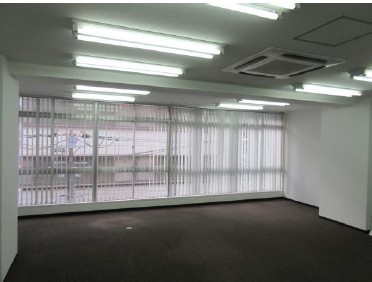 丸忠第3ビルの内装