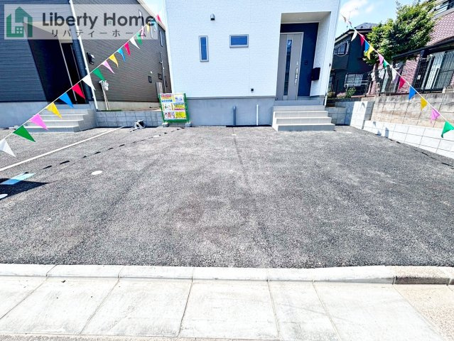 龍ケ崎市城ノ内第10　新築戸建　1号棟の駐車場