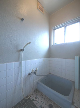 福富西槙野様貸家1号の浴室|※写真は別の部屋のものです。