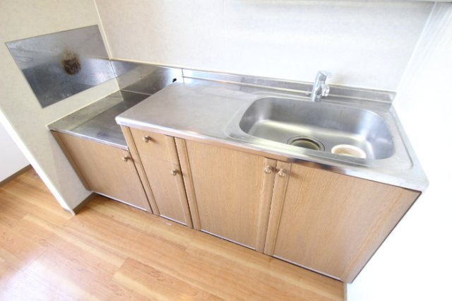 ジュネス・シノダのキッチン