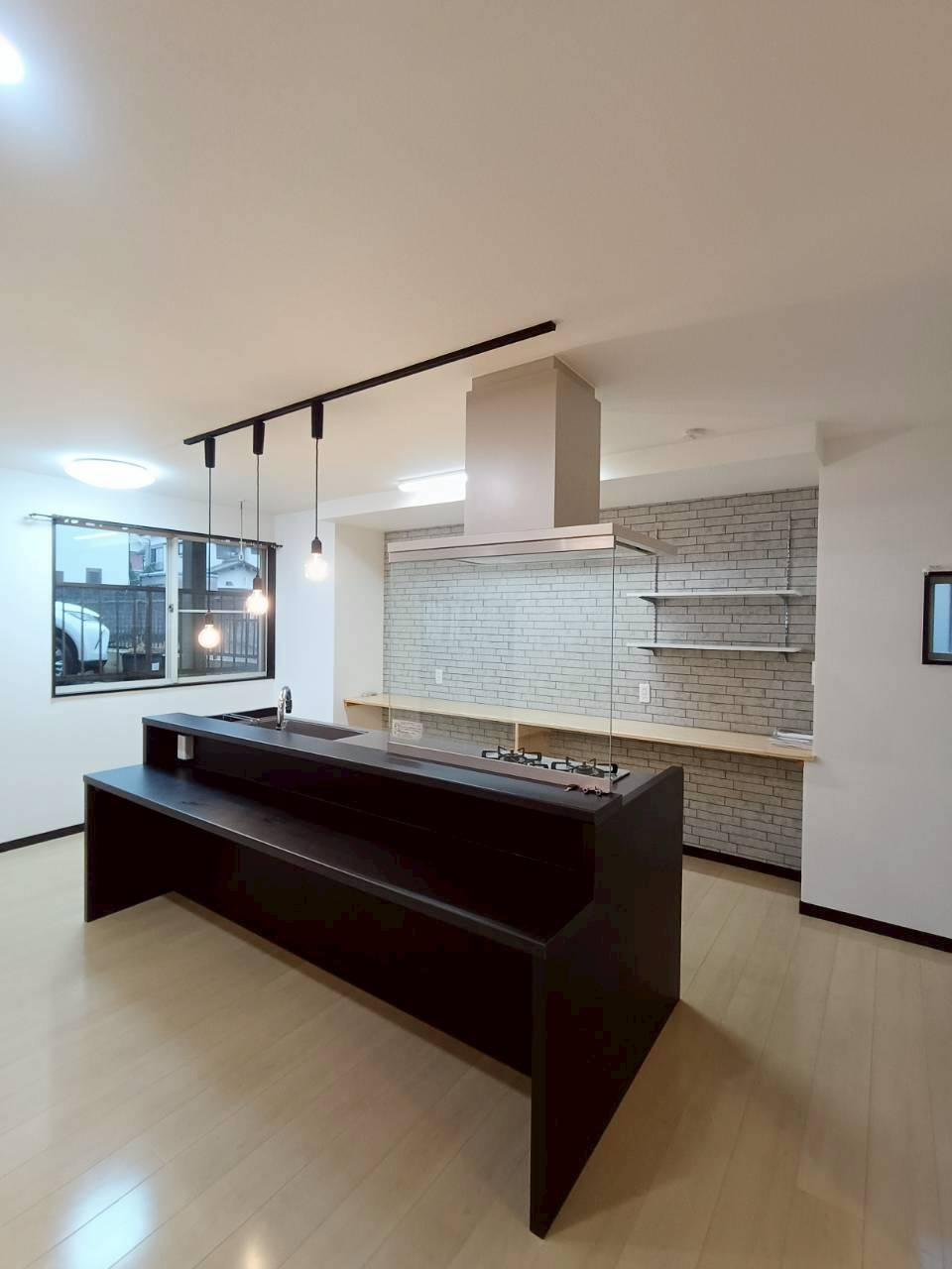 三郷市　戸ケ崎2丁目　中古戸建のキッチン|使いやすいキッチンです