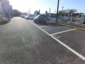 【駐車場】