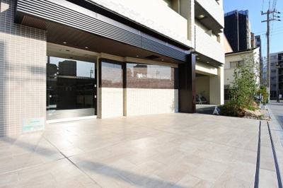 【エントランス】 | スプランディッド新大阪Ⅴ