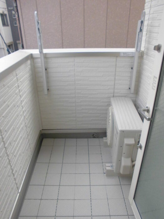 フェアハウスのバルコニー