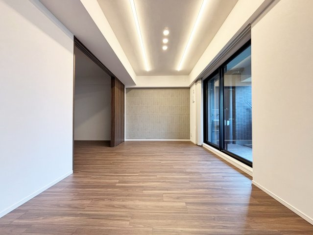 【ReDream】エスリード太秦レジデンスの玄関