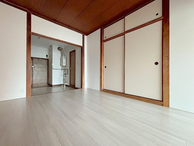 メビウス十三レジデンスの洋室