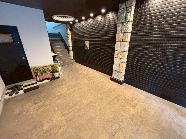 メビウス十三レジデンスのロビー