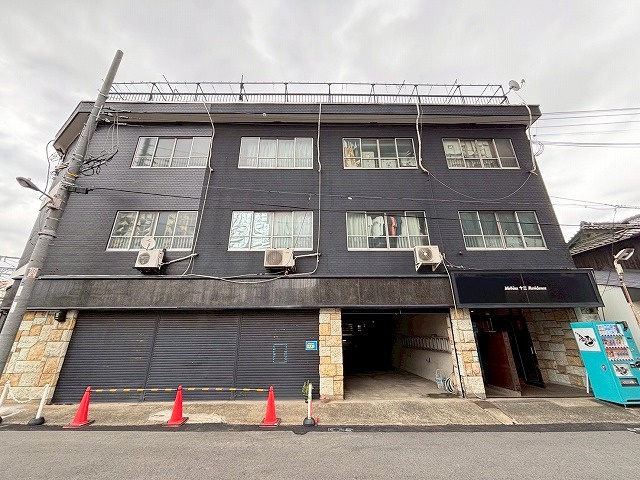 メビウス十三レジデンスの外観