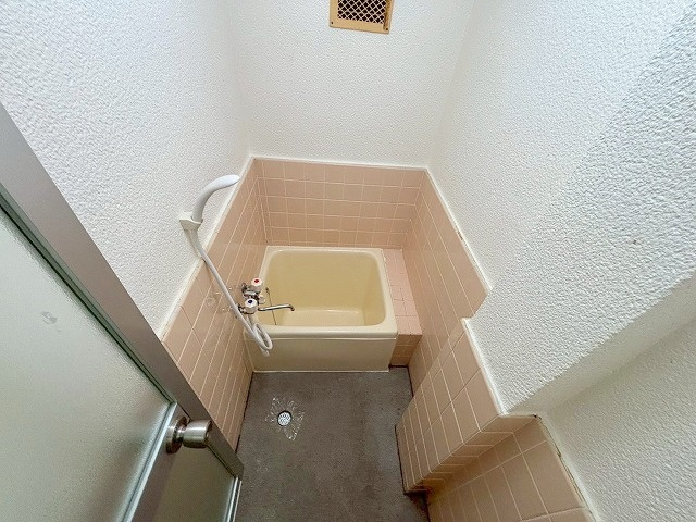 メビウス十三レジデンスの浴室