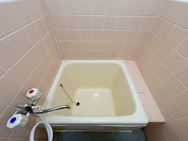 メビウス十三レジデンスの浴室