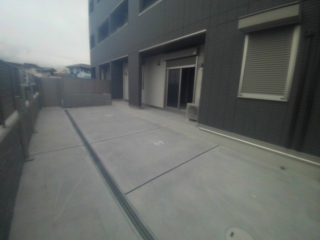 シャルムソレイユⅢ番館のバルコニー