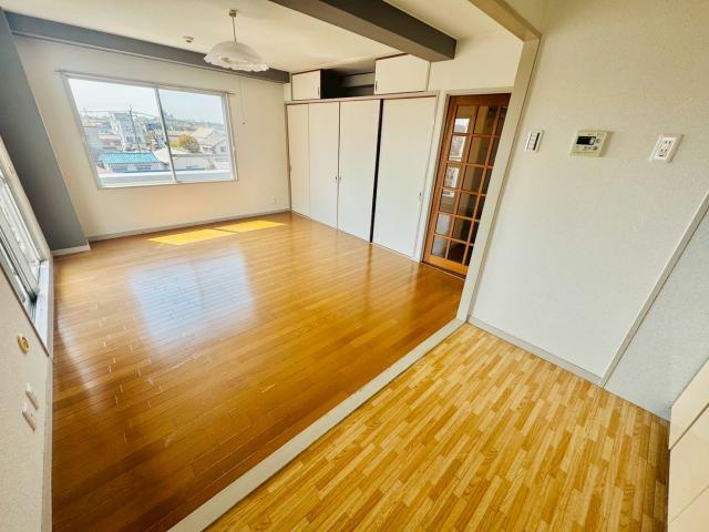 メゾン白鷺の居間・リビング