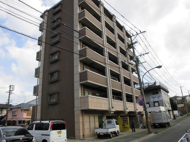 メイワコンチネンタルの外観
