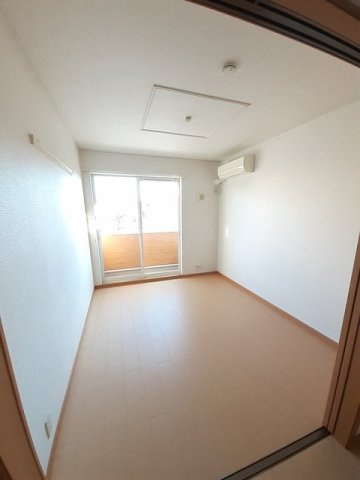 サニーの居間・リビング