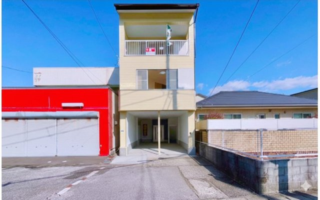 高知市瀬戸西町　周辺に商業施設多数！中古一戸建て