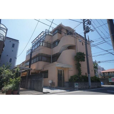 【外観】 | BELART | 鉄筋コンクリート造のがっちりとした建物。