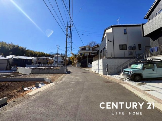 【前面道路含む現地写真】 | 小田急線「読売ランド前」新築分譲 | 前面道路含む現地写真です