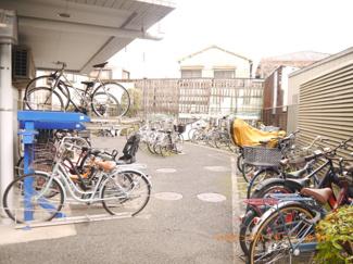 【その他共用部分】 | 敷地内に居住者専用の駐輪スペースがあります！