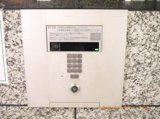 【その他共用部分】 | エントランスは、安心オートロック仕様。