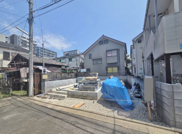 東京都練馬区北町5丁目 限定1棟の外観|是非現地にて実際にご見学ください♪♪
ご見学・詳細はお気軽に城北不動産までお問い合わせください