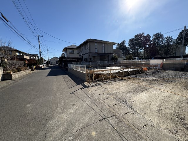 【LiveleGarden】下野烏ケ森 全4棟の前面道路含む現地写真|〇只今建設中〇
スーパーやコンビニなど、毎日の生活に欠かせない利便施設を今から現地で確認されることをおススメします。
もちろん弊社営業がご案内する事も可能です！
※2026年1月撮影