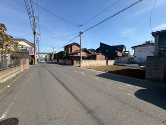 【前面道路含む現地写真】 | 川越市月吉町　建築条件なし売地　東武東上線『川越市駅』徒歩15分　【月越小学区】
