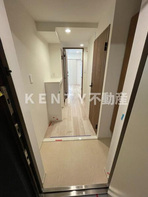 【玄関】 | ＷＨＡＲＦ大井町ｗｅｓｔ | 明るい玄関です