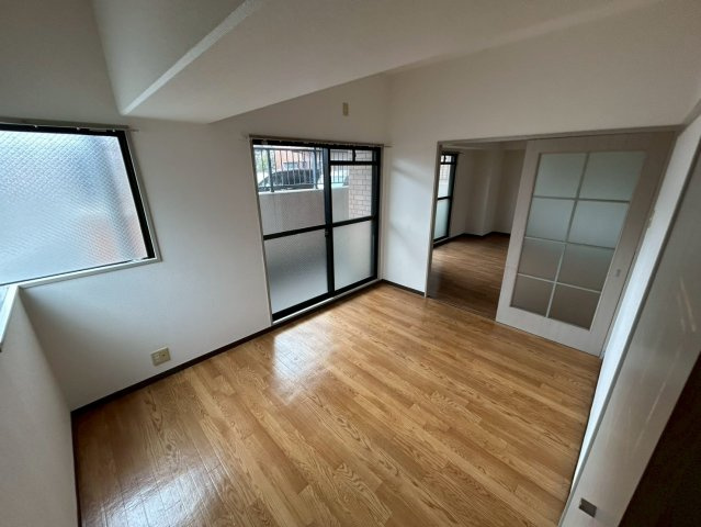 ウノ・ディアマンテの居間・リビング