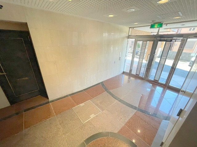 ウノ・ディアマンテのエントランス