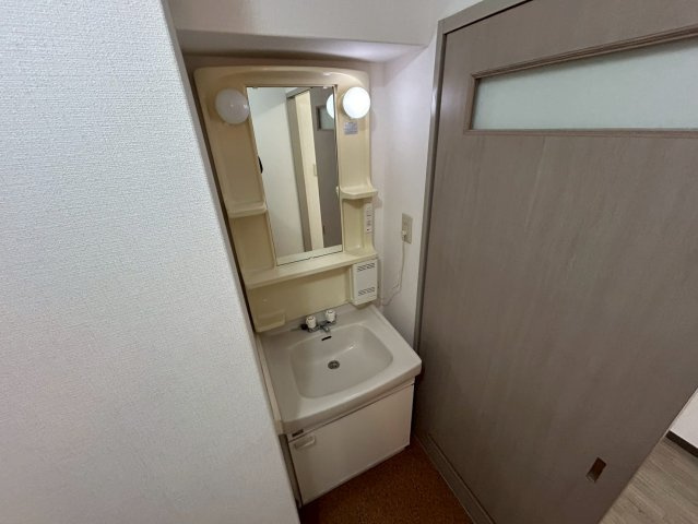 ウノ・ディアマンテの洗面所