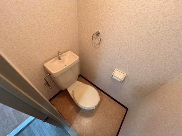 ウノ・ディアマンテのトイレ