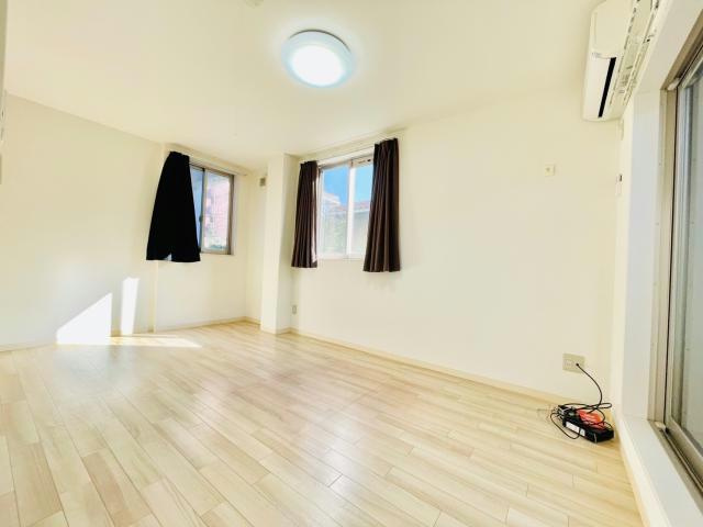 ボヌール姫路Staの洋室