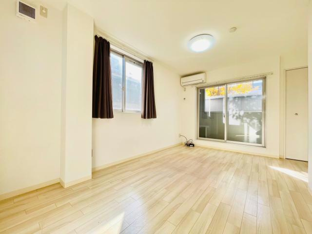 ボヌール姫路Staの洋室