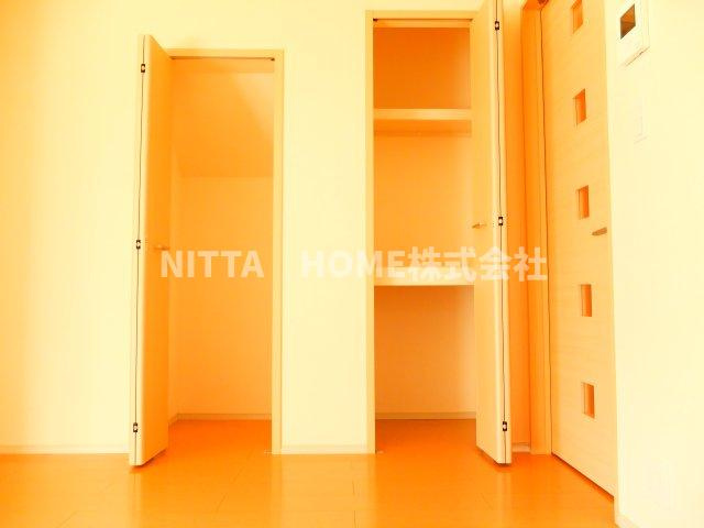 サンタウン青垣の収納|全居室収納スペース付きです★