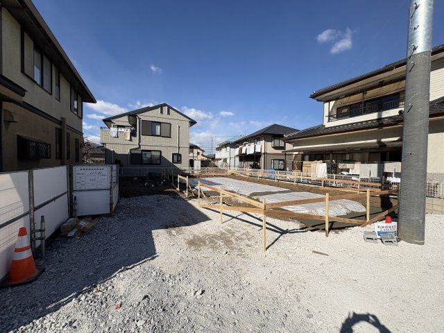 【LiveleGarden】下野烏ケ森 全4棟の外観|〇只今建設中〇
全4棟それぞれ個性あふれる内装カラー＆間取りをご用意しております♪
今なら生活スタイルや自分好みに合った建物をお選びいただけます☆
※2026年1月撮影