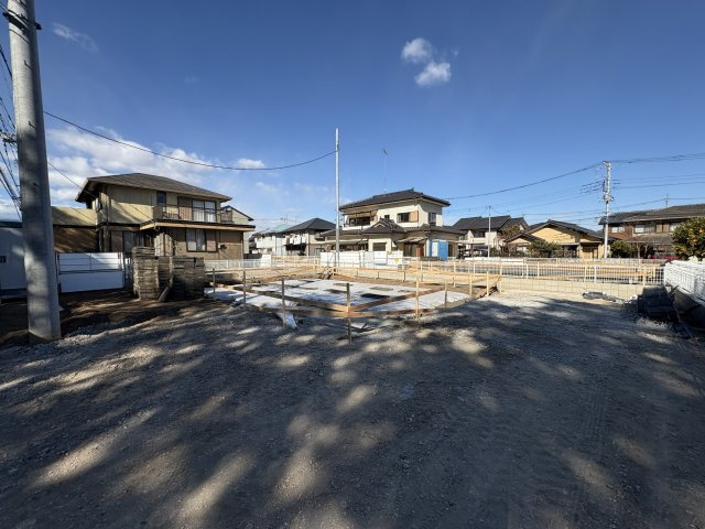 【LiveleGarden】下野烏ケ森 全4棟の外観|〇只今建設中〇
物件の詳細は事前に資料をご用意してお待ちしております。
月々の支払はどれくらい？マイホームの探し方、住宅ローンのシュミレーションもお任せくださいませ。
※2026年1月撮影