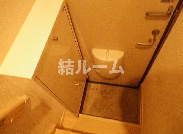 豊島区上池袋４丁目のアパートの玄関