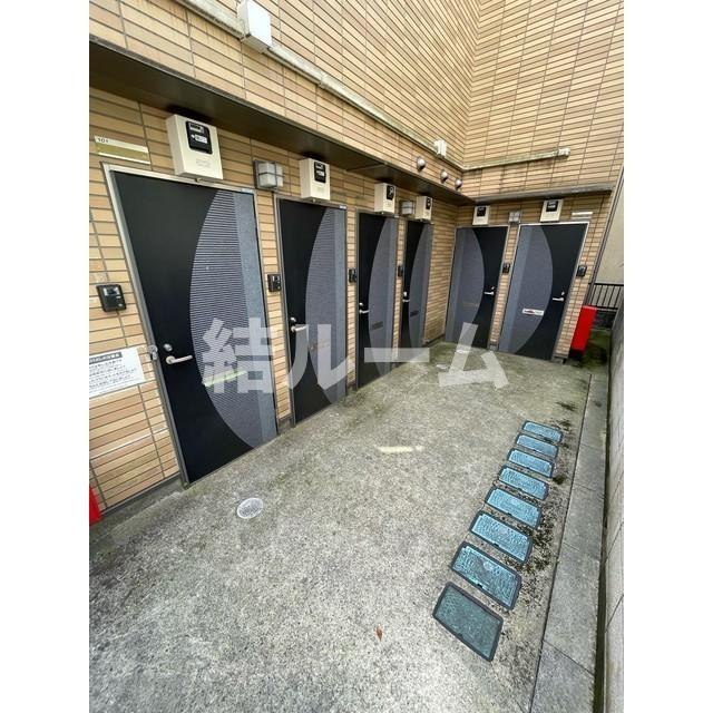 豊島区上池袋４丁目のアパートのエントランス