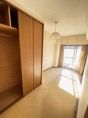 【洋室】 | 市川グリーンハイツB棟 | 洋室5.5帖