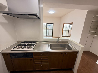 【キッチン】 | プラタスガーデンつきみ野 | グリル付３口コンロでお料理の幅も広がります♪